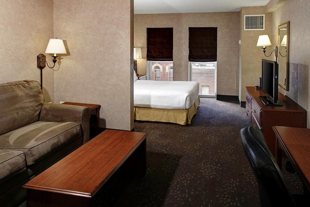 Holiday Inn Express Hotel & Suites Deadwood-Gold Dust Casino, An Ihg Hotel Bagian luar foto